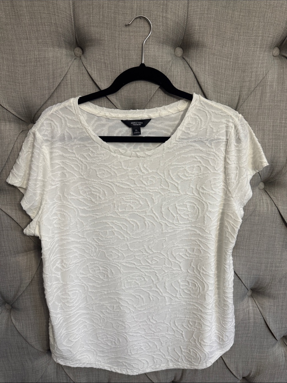 Simply Vera Vera Wang Cream Textured Scoop Neck Short Sleeve Top